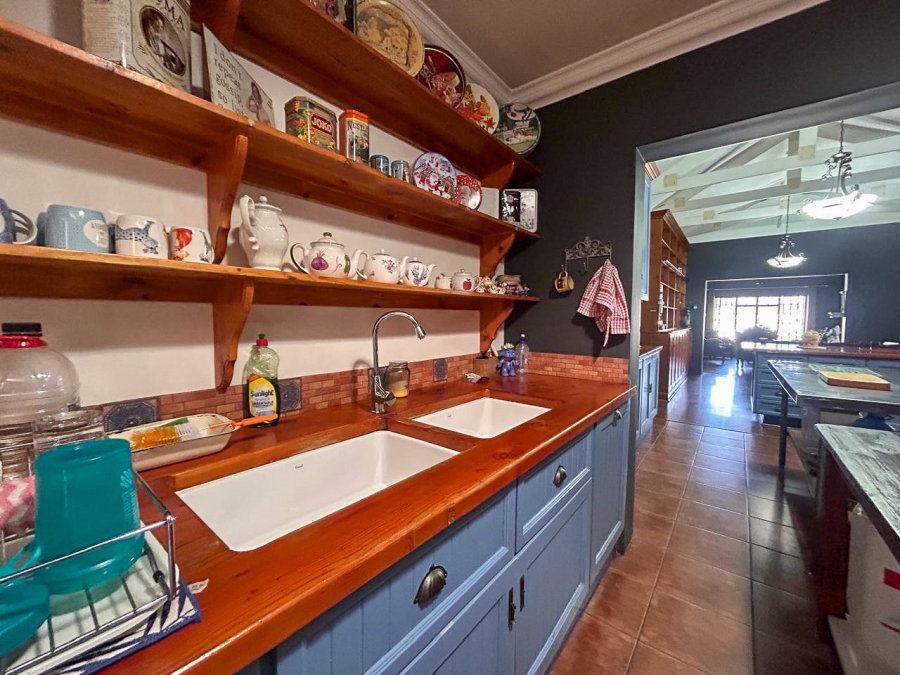 6 Bedroom Property for Sale in Parys Free State